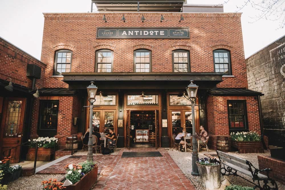 Best Rooftop Bars in Asheville: Antidote