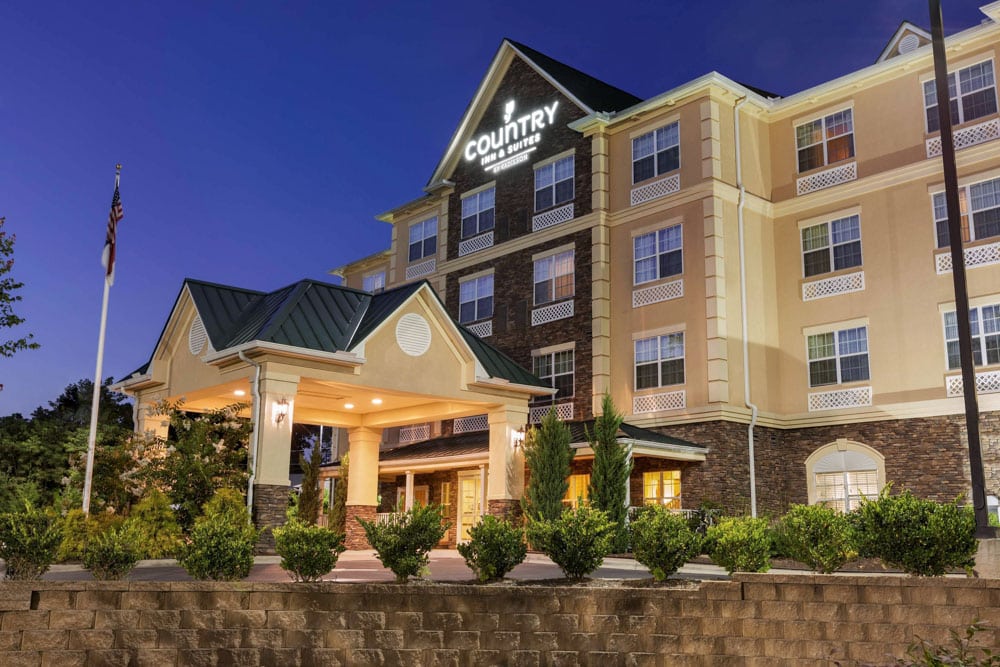 Budget-friendly Asheville Hotels: Country Inn and Suites by Radisson Asheville West