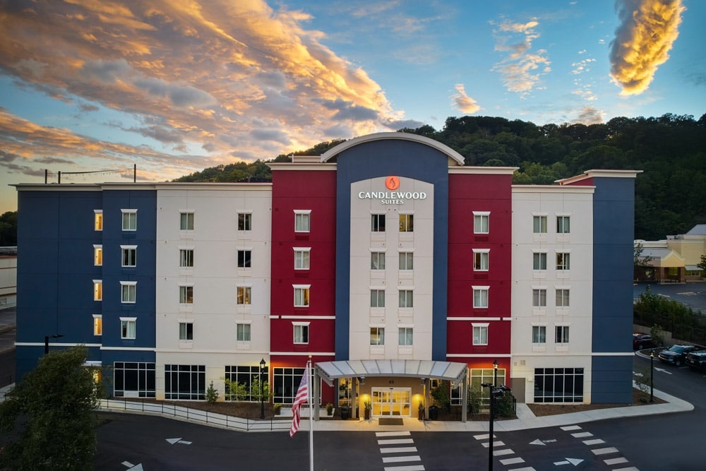 Cheap Hotels in Asheville, North Carolina: Candlewood Suites