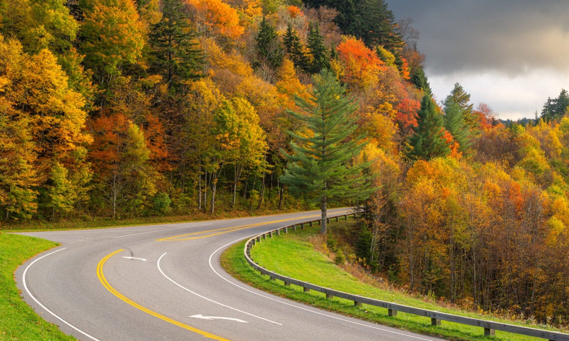 The Best Places to see the Leaves Change in Asheville, North Carolina