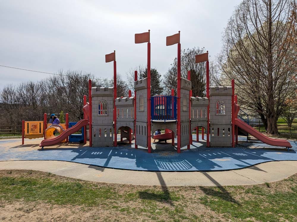 Best Playgrounds in Asheville: Roy Pope Memorial Park