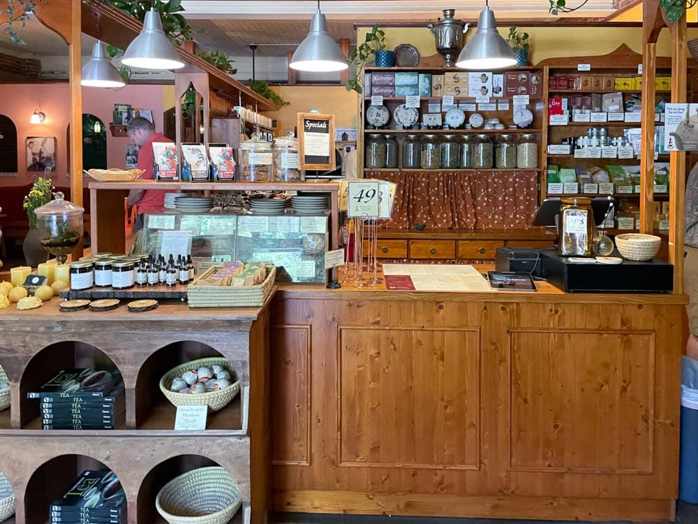Best Tea Shops in Asheville: Dobra Tea