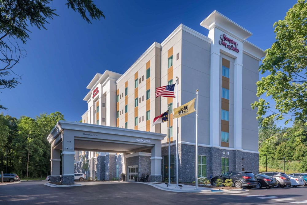 Closest Hotels to the Biltmore Estate:  Hampton Inn and Suites