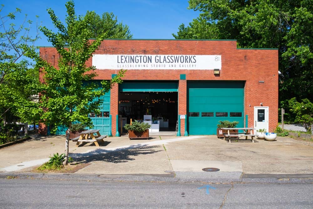 Must Visit Art Galleries in Asheville: Lexington Glassworks