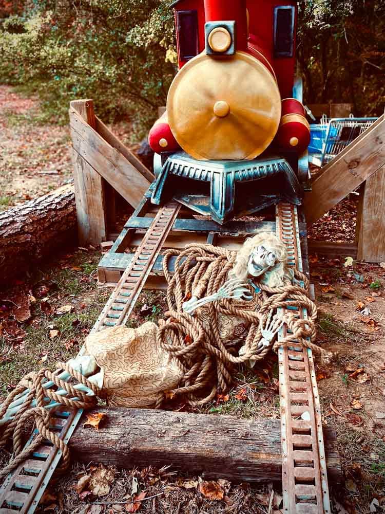 Asheville Halloween Things to do on Halloween: The Haunted Trail