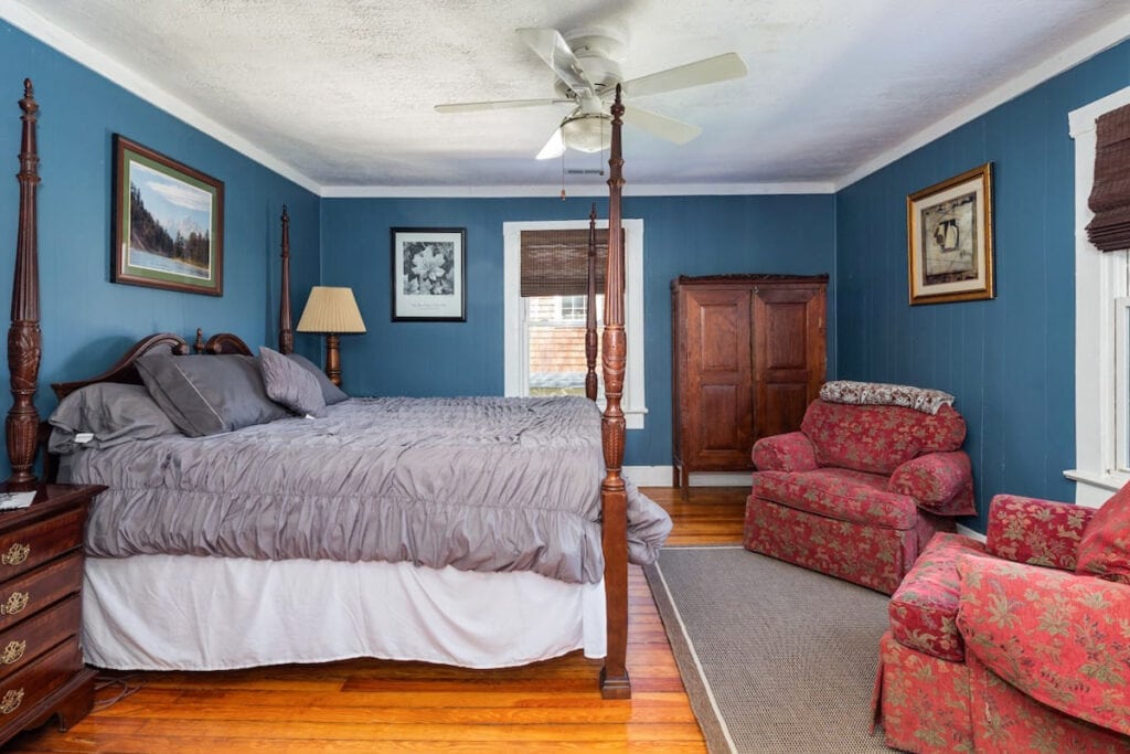 Top Airbnbs in Asheville, North Carolina: The Flint Street House