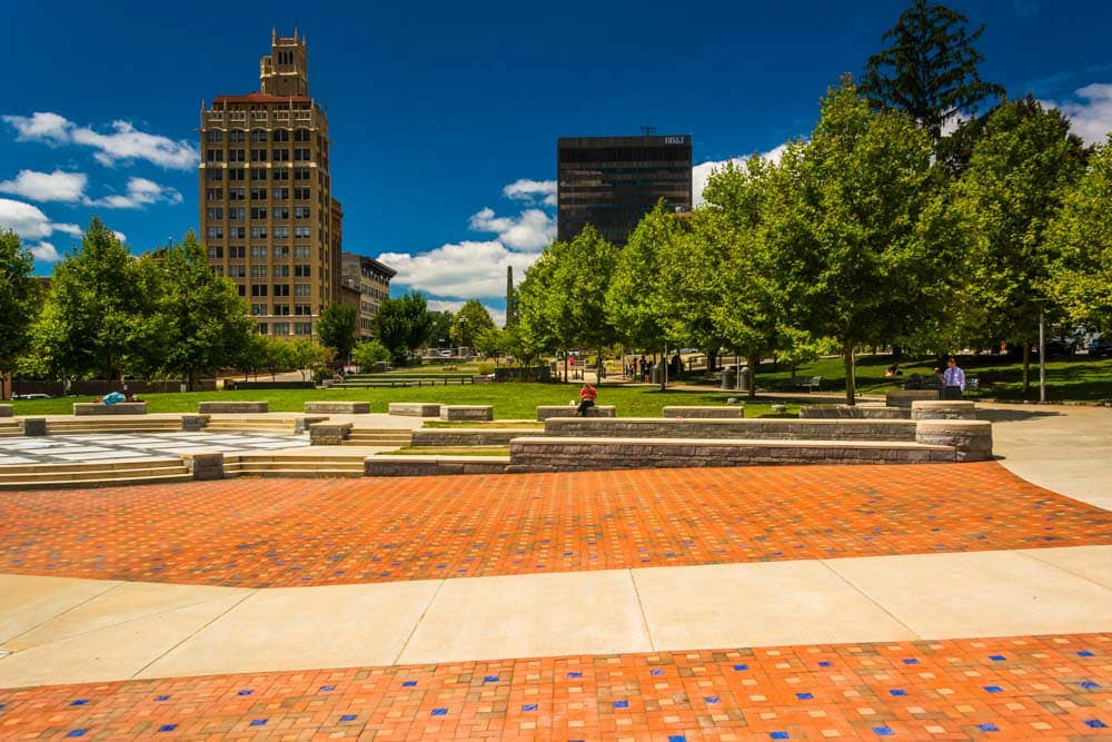 Best Free Things to do in Asheville: Downtown 