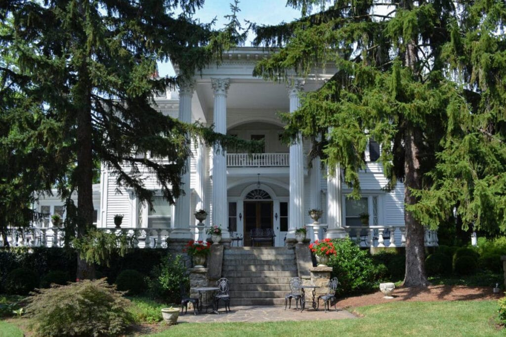 Most Romantic Hotels in Asheville, NC: Albemarle Inn