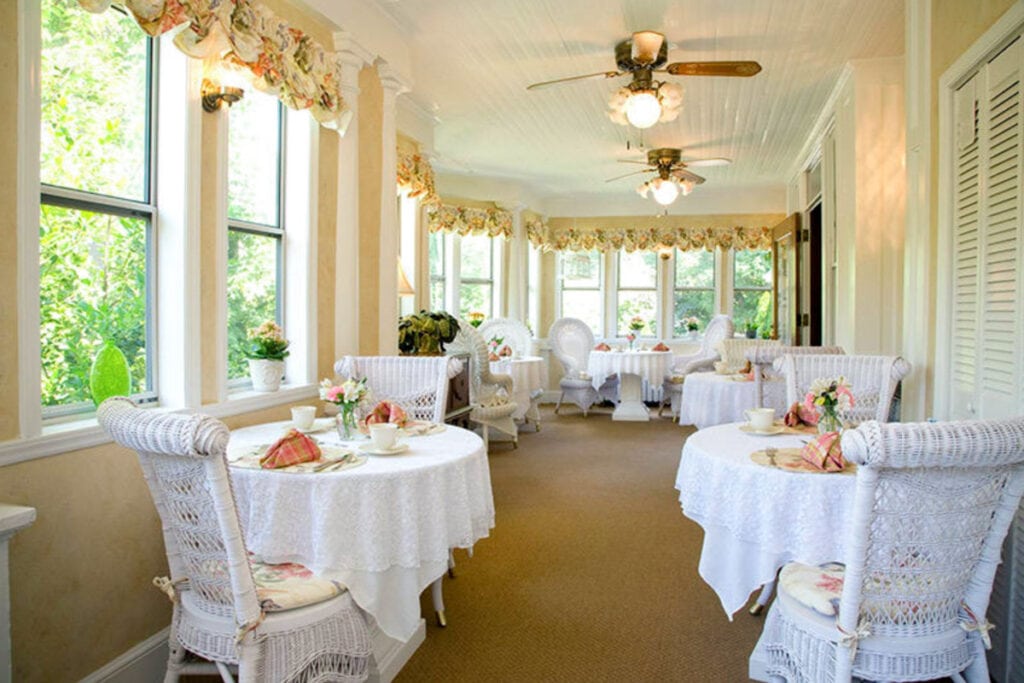 Top Hotels in Asheville, NC for a Romantic Getaway: Albemarle Inn